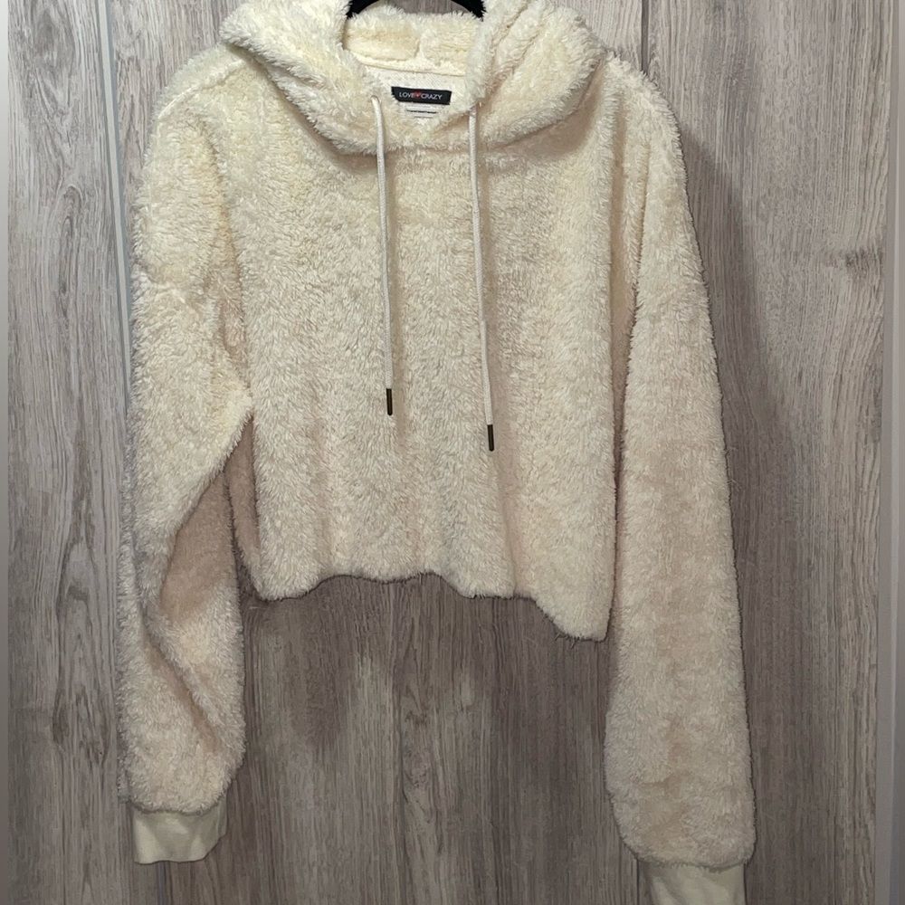 Love + Crazy Cream Fuzzy Cropped Hoodie Sz XL